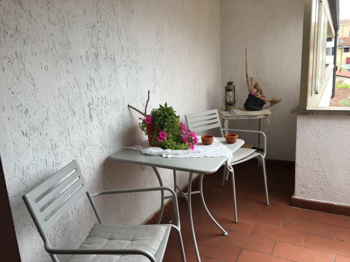 Appartamento Casa Guglielmo Viareggio Esterno foto