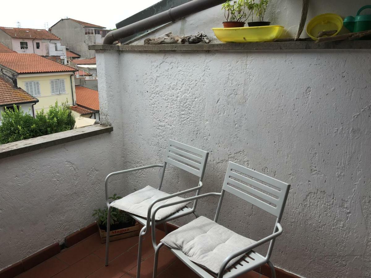 Appartamento Casa Guglielmo Viareggio Esterno foto